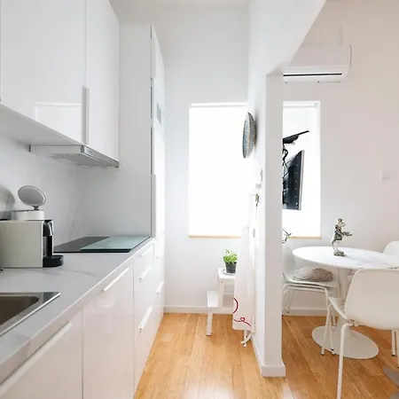 Iadra In Center Apartman